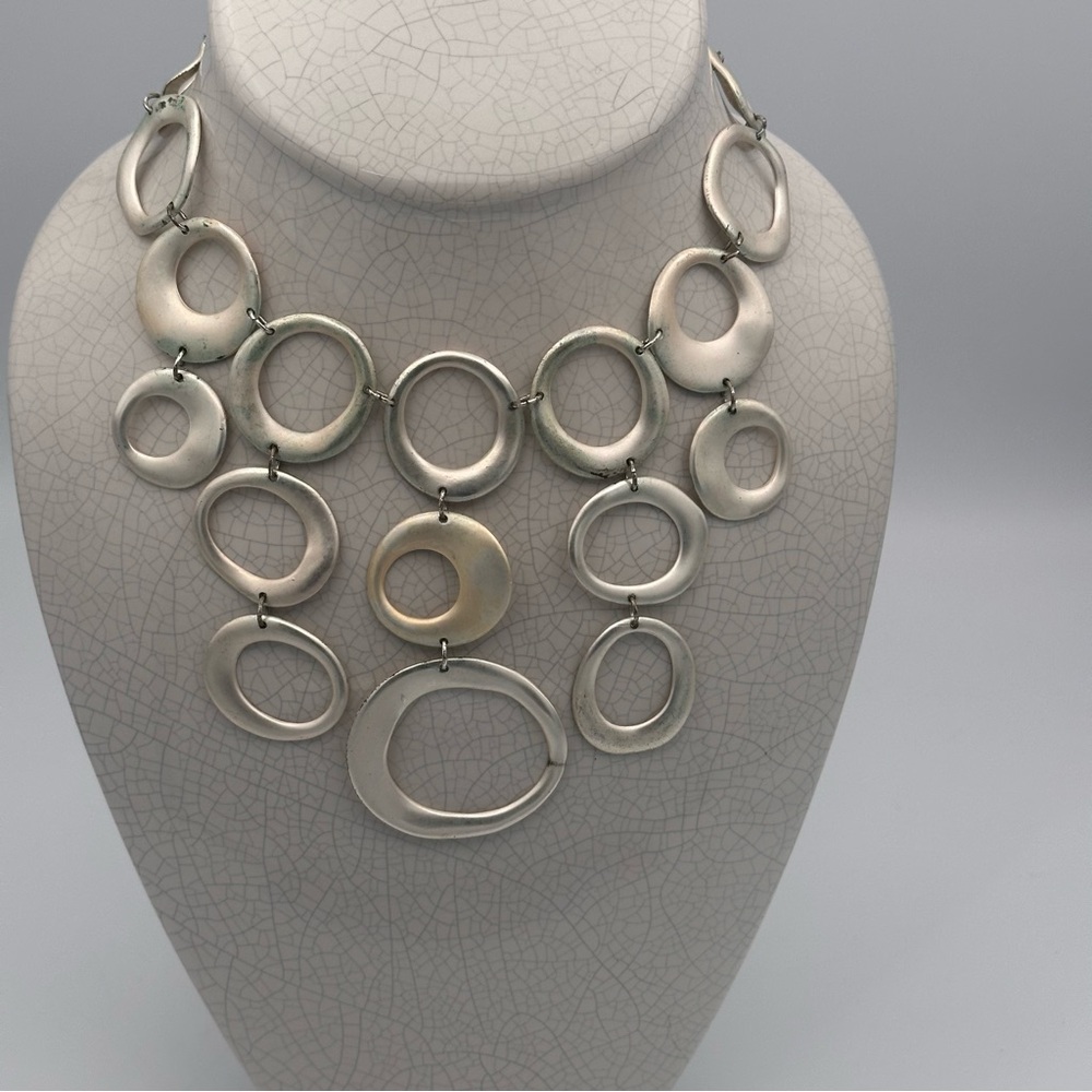 Elegant Silver Tone Circle Statement Necklace